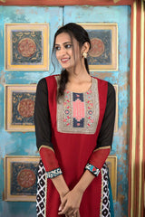 Maroon Embroidered Georgette Straight Cut Kurta