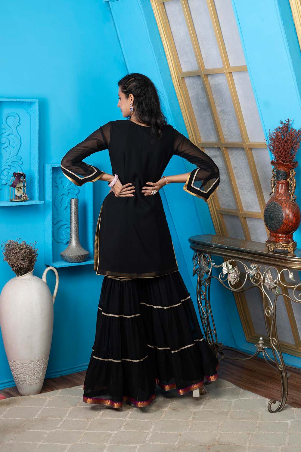 Black Embroidered Georgette Straight Cut Kurta