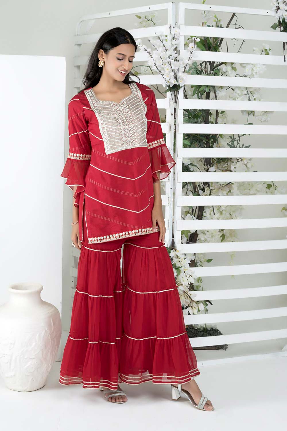 Short shops ethnic kurtis