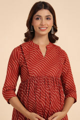 Red Cotton Lines Sweetheart Neck Nursing Kurta