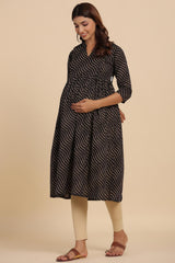 Black Cotton Lines Sweetheart Neck Nursing Kurta