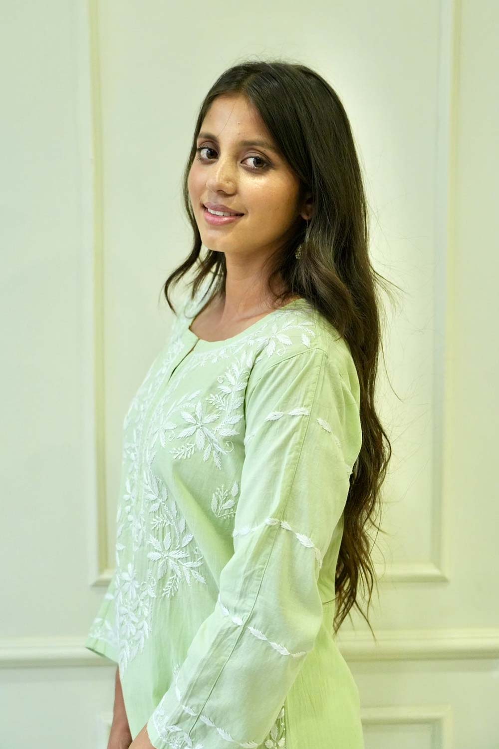 Pakizah Chikankari cotton kurti in Green