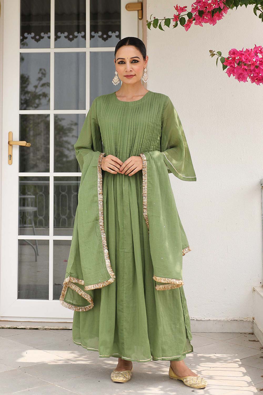 Light Green Cotton Solid Round Neck Suit Set