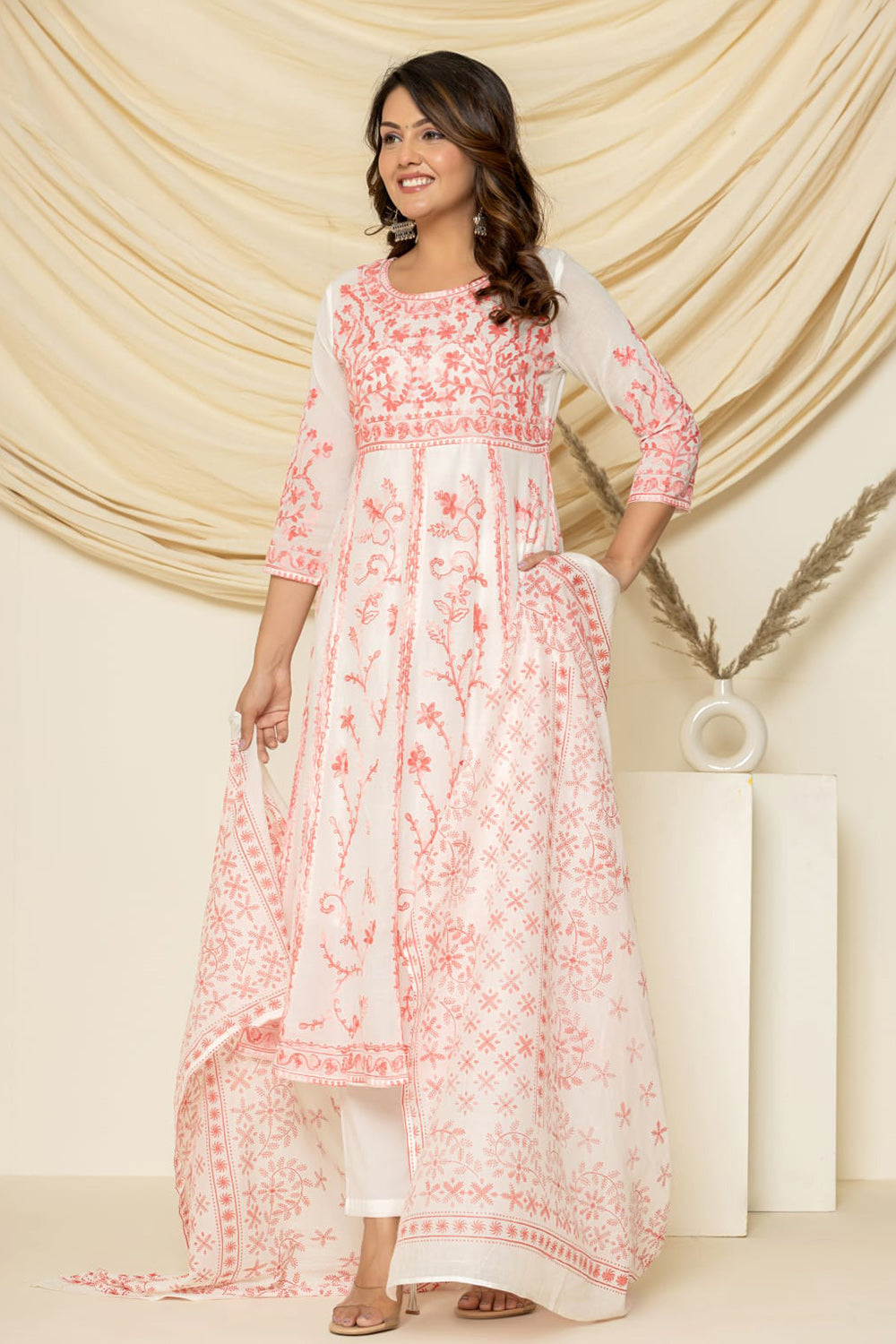 Peach Aari Embroidered Suit Set With Pant And Dupatta