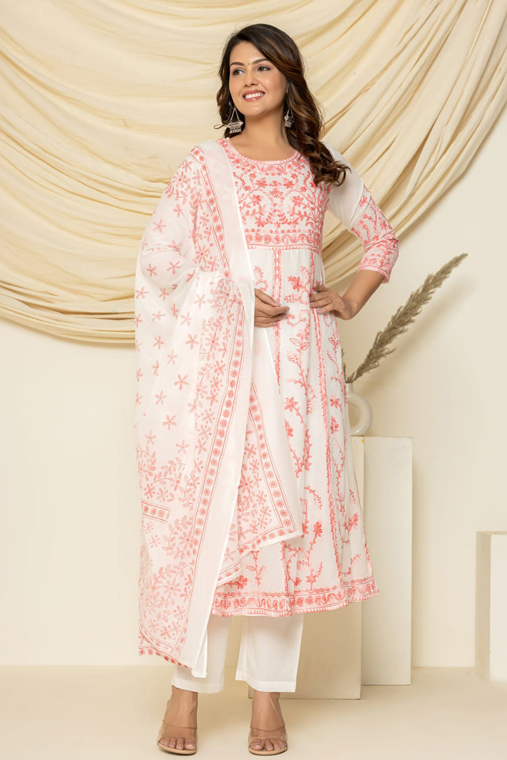 Peach Aari Embroidered Suit Set With Pant And Dupatta