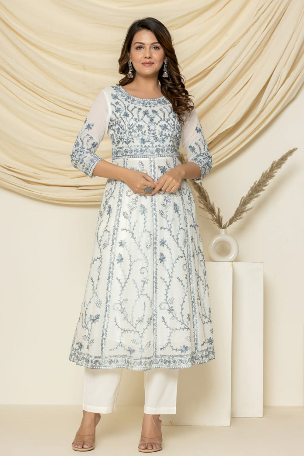 Grey Mohak Aari Embroidered Suit Set With Pant And Dupatta