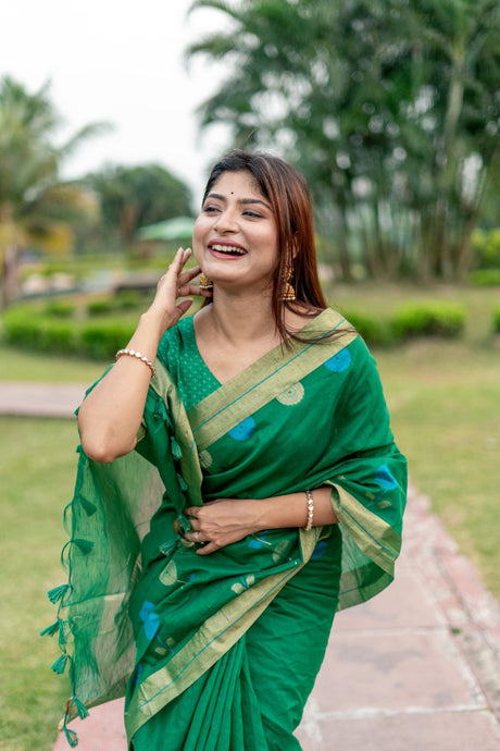 Women's Green Pure Linen Silk Jamdani Woven Saree