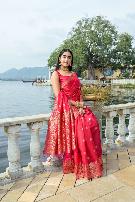 Women's Red Premium Soft Silk Zari Woven Saree