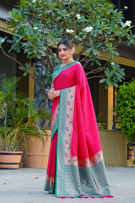 Women's Pink Banarsi Soft Silk Zari Woven Saree