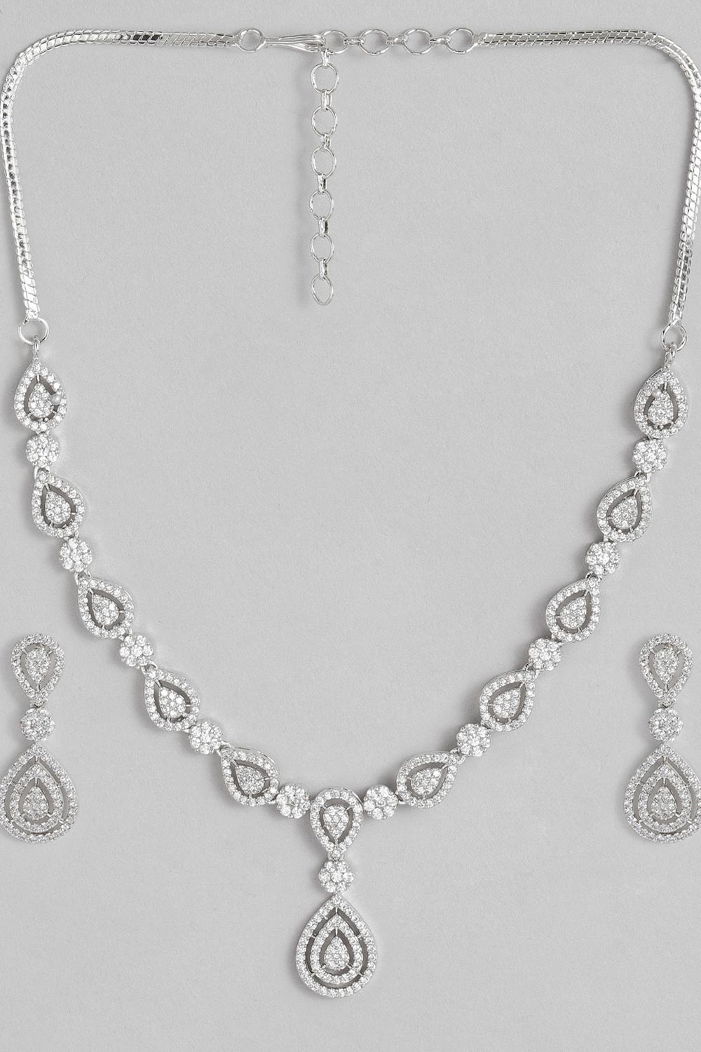 Stunnig Silver Plated American Diamond Necklace