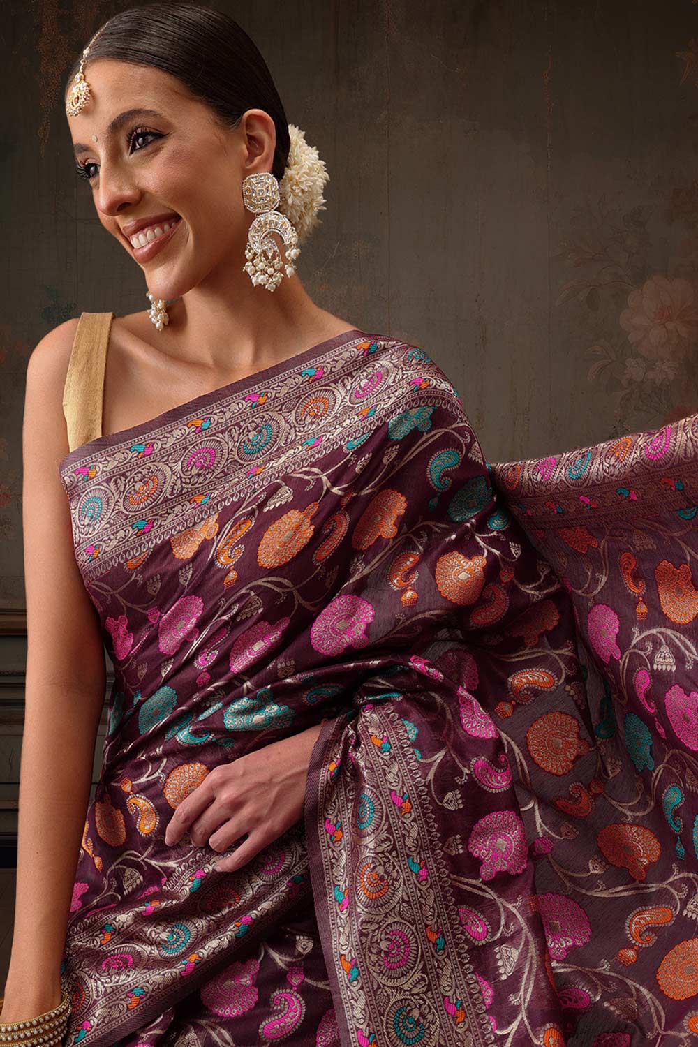 Wine Cotton Woven Thread Floral Saree