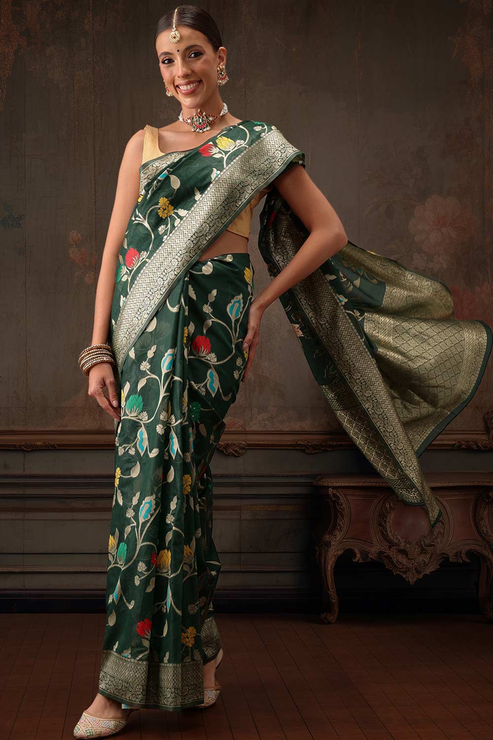 Green Cotton Woven Thread Floral Saree