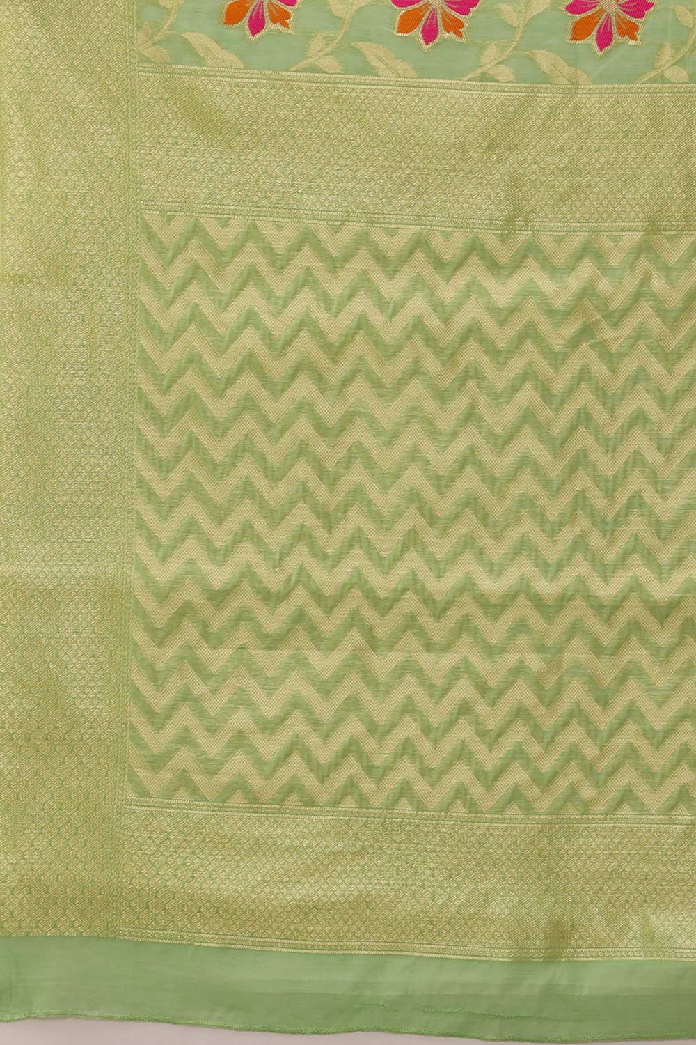 Parrot Green Cotton Woven Thread Floral Saree