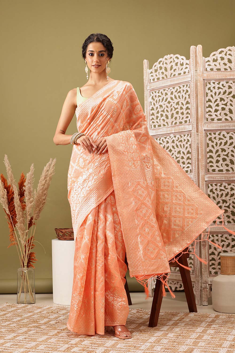 Peach Linen Woven Thread Banarasi Saree