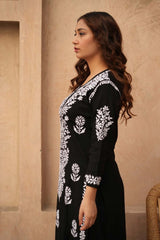 Zainab Chikankari set in black