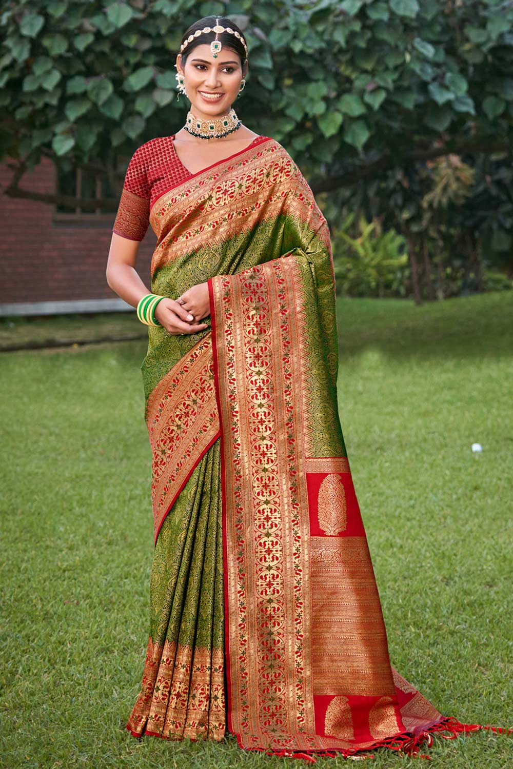 Green Kanjivaram Silk Woven Saree