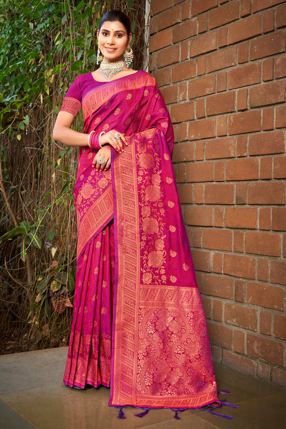 Pink Silk Woven Saree