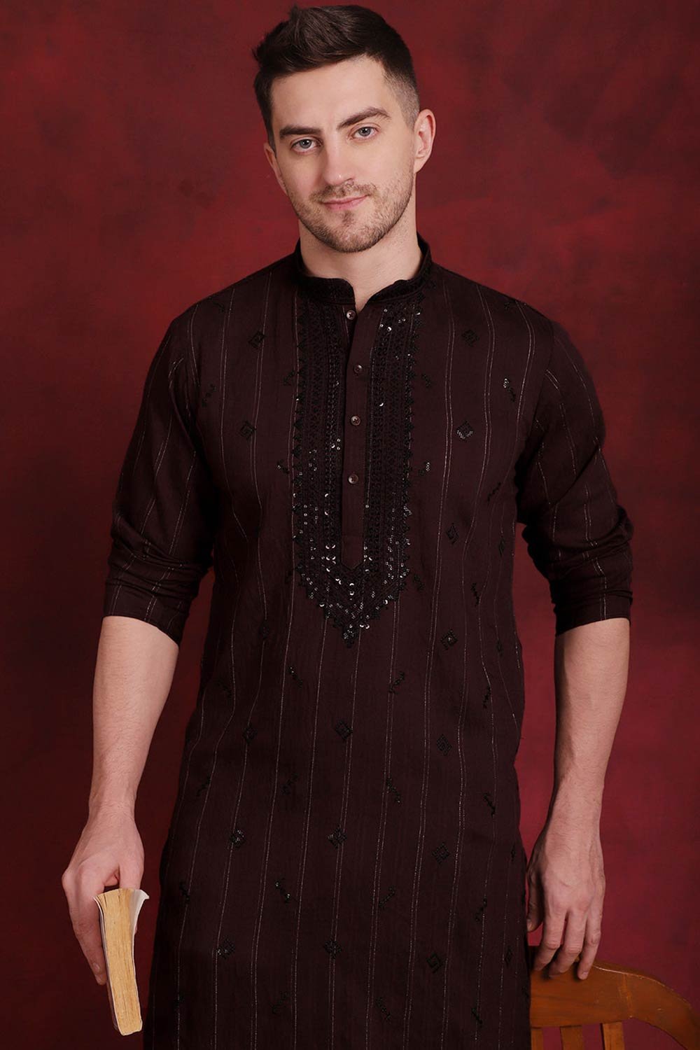 Men's Sequins Embroidered Kurta Pajama Set