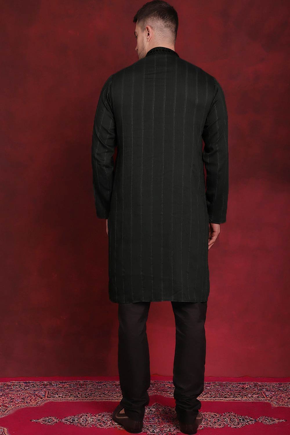 Men's Sequins Embroidered Kurta Pajama Set