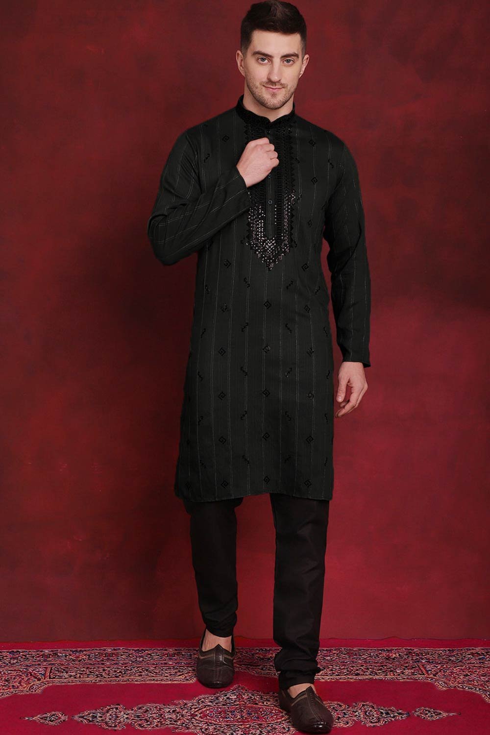 Men's Sequins Embroidered Kurta Pajama Set