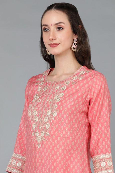 Peach Silk Blend Zari Embroidered Straight Suit Set