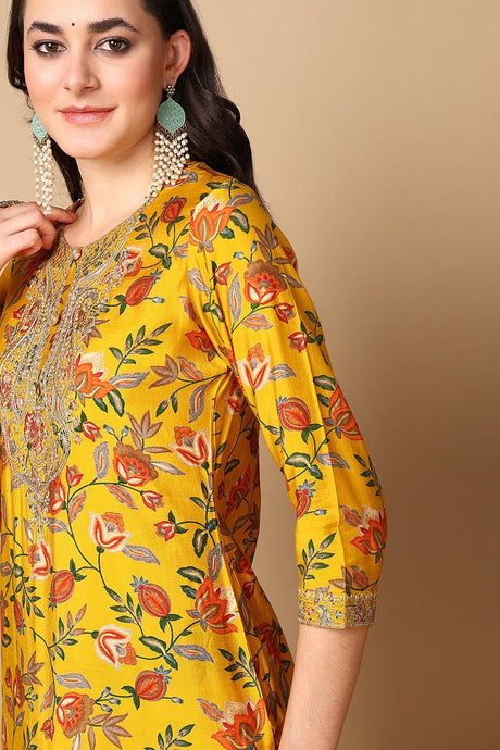 Yellow Silk Blend Floral Printed Straight Style Suit Set