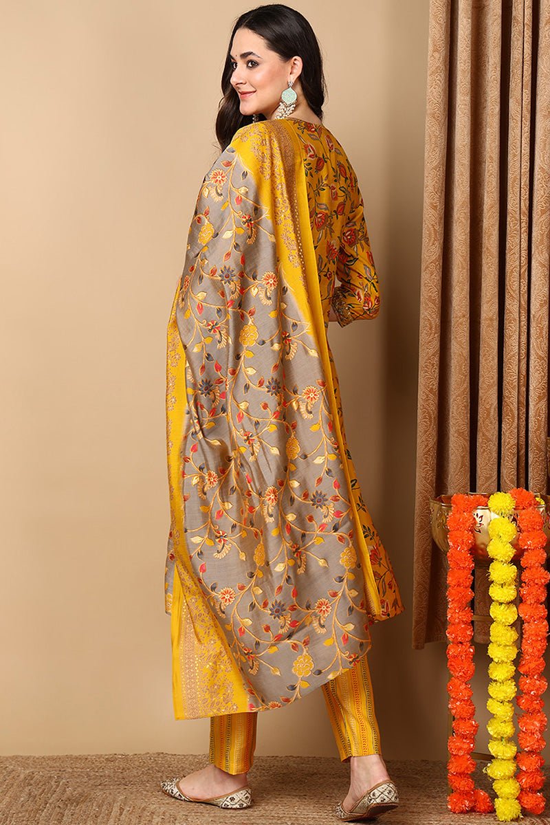 Yellow Silk Blend Floral Printed Straight Style Suit Set