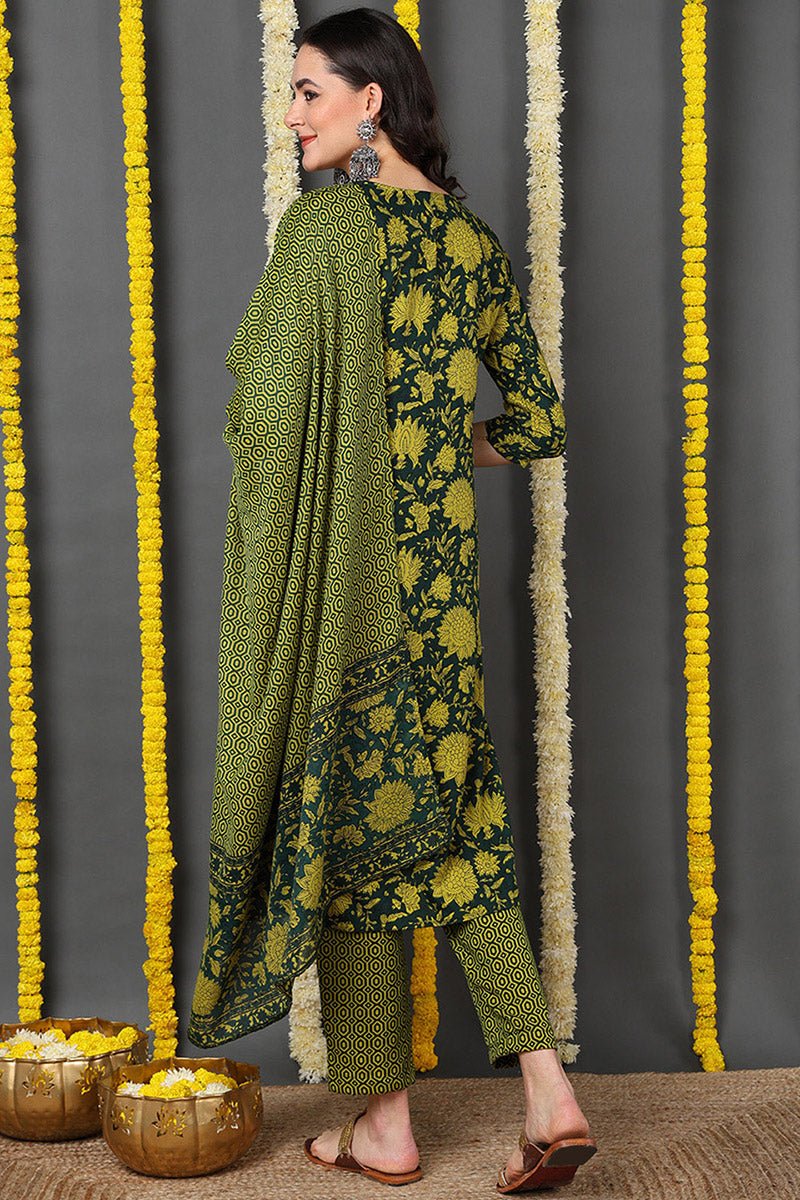 Green Rayon Blend Floral Printed Straight Suit Set