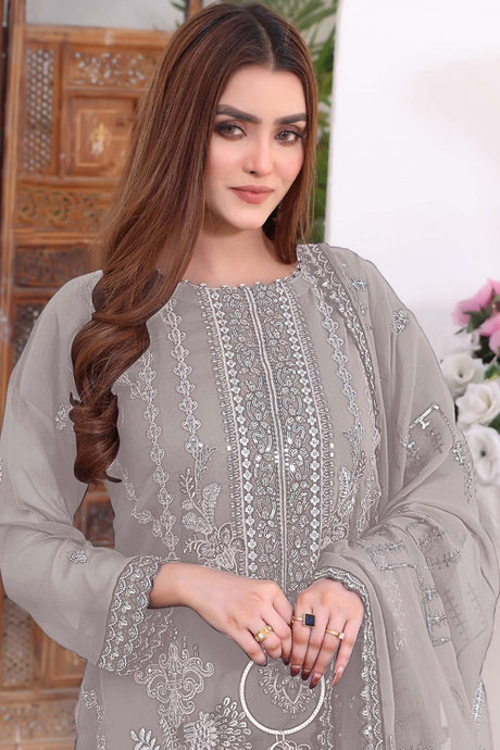 Beige Embroidered Georgette Pakistani Salwar Suit