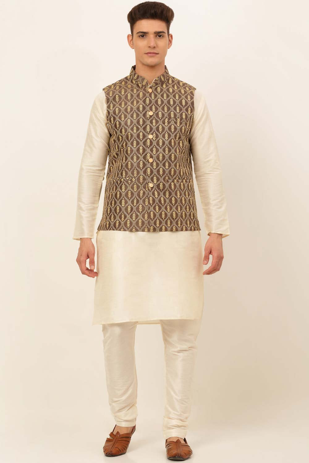 Men's Brown Solid Kurta Pyjama With Nehru Jacket