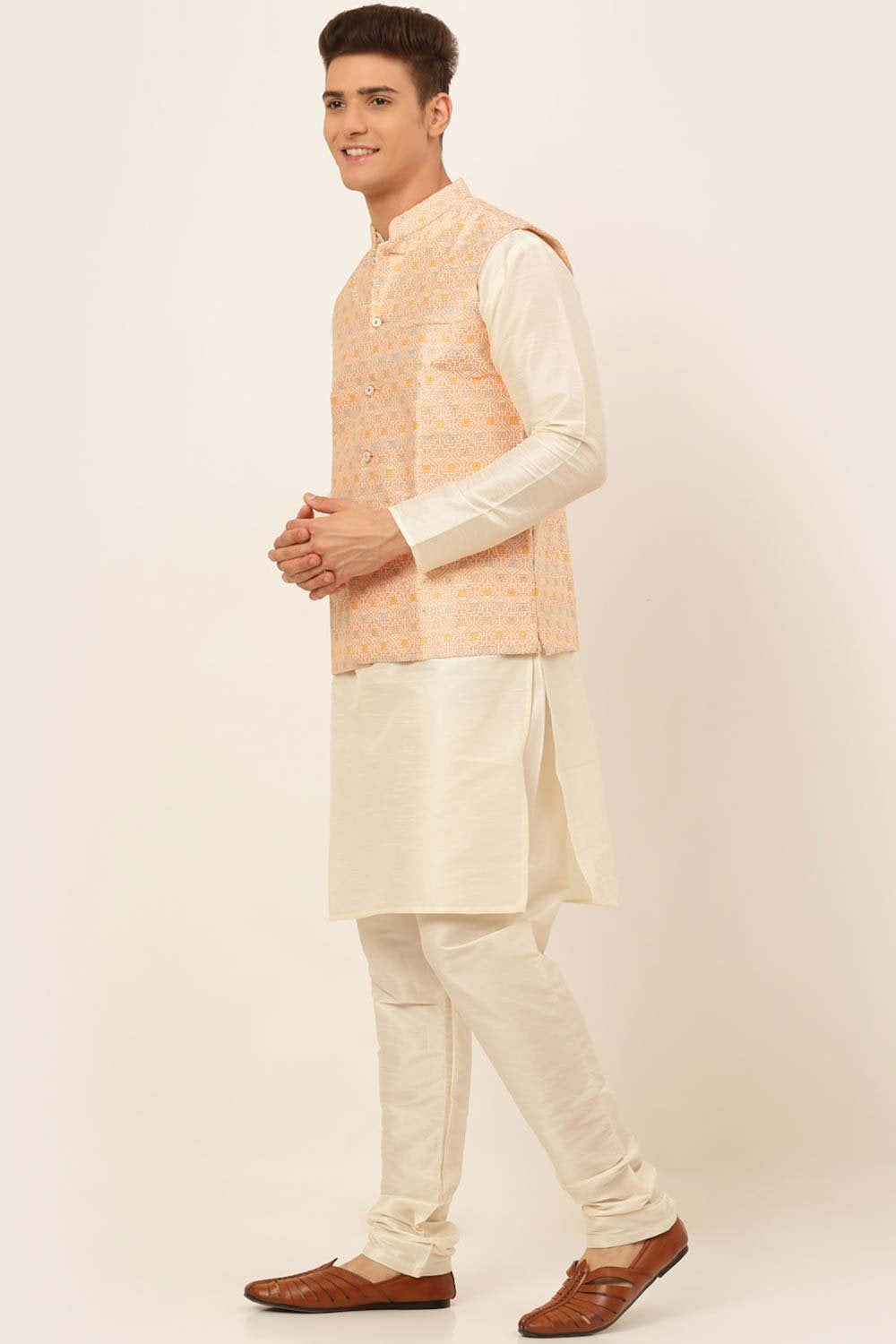 Men's Pink Solid Kurta Pyjama With Nehru Jacket