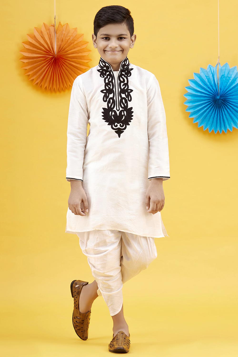 Buy Boy's Art Silk Embroidered Kurta Peshwari In White Online - Zoom In