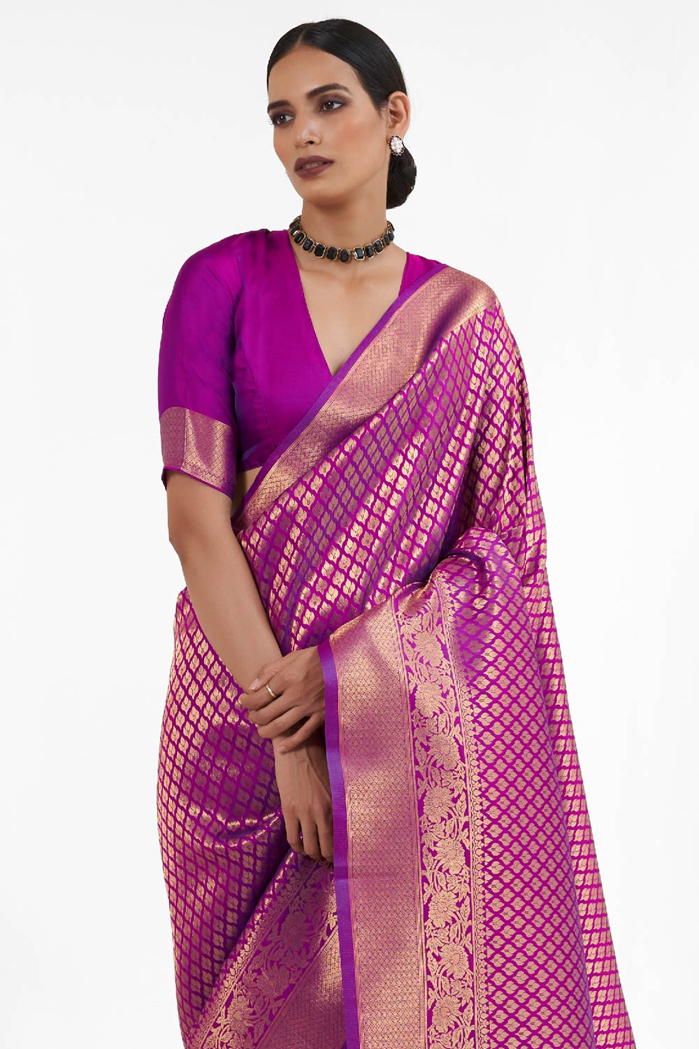 Wine Handloom Weaving Art Silk  Saree