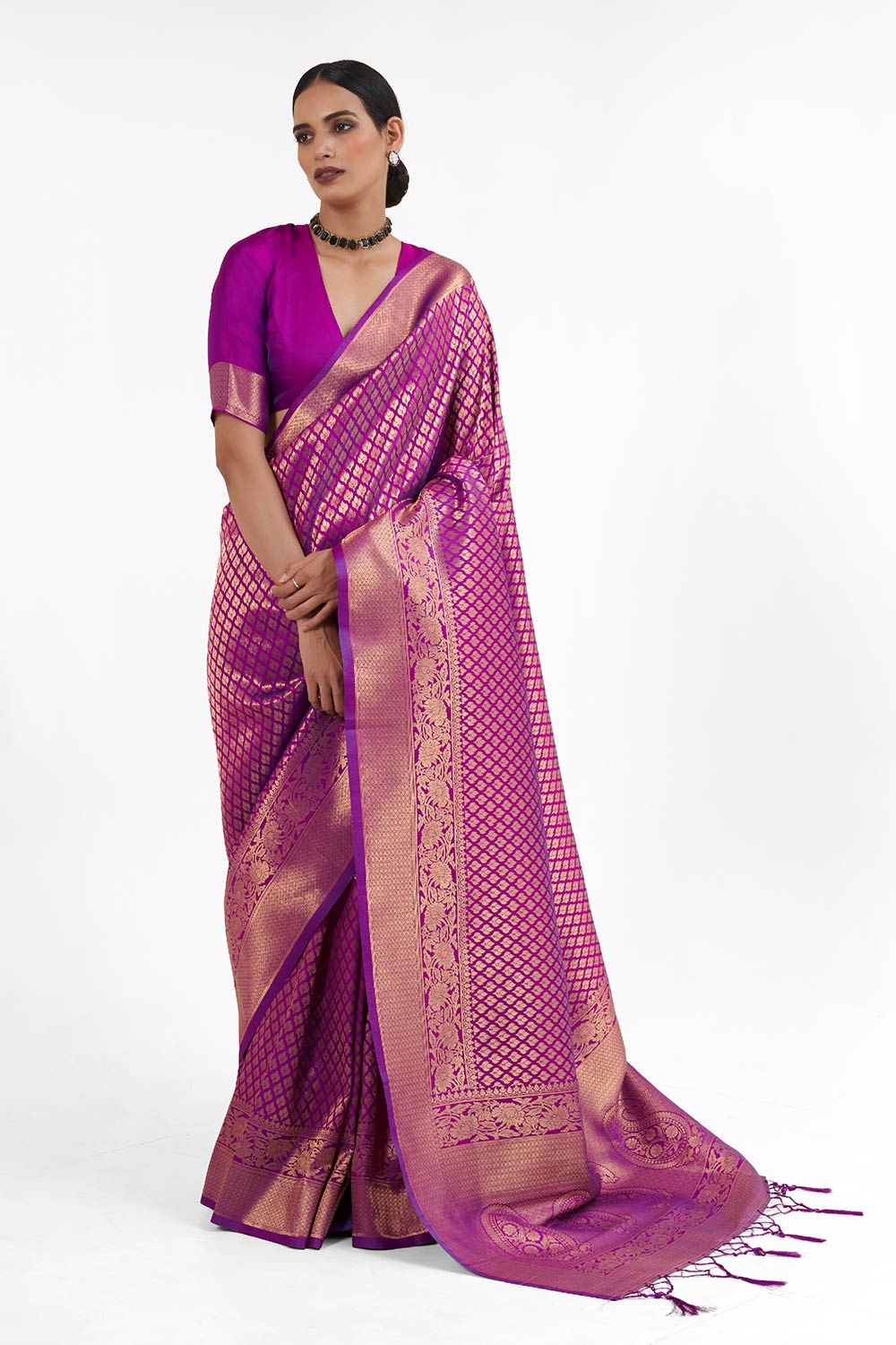 Wine Handloom Weaving Art Silk  Saree