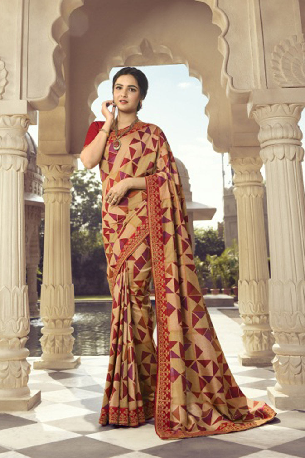 Silk Printed Saree In Cream