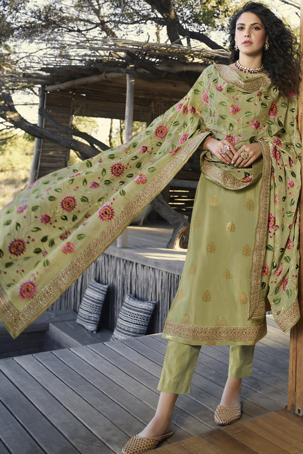 Jacquard Embroidered Suit Set Dress Material In Pastel