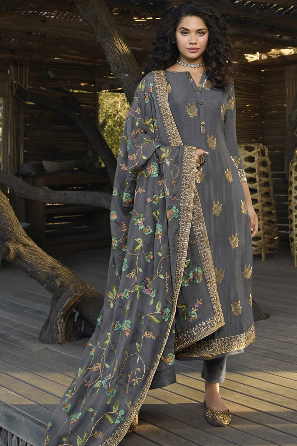 Jacquard Embroidered Suit Set Dress Material In Grey