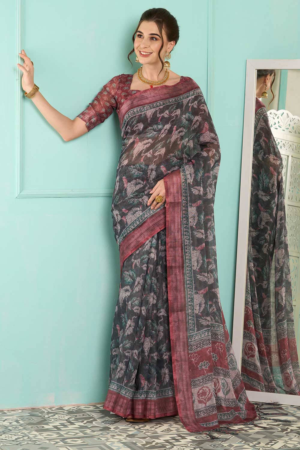 Grey Linen Botanical Digital Print Banarasi Saree