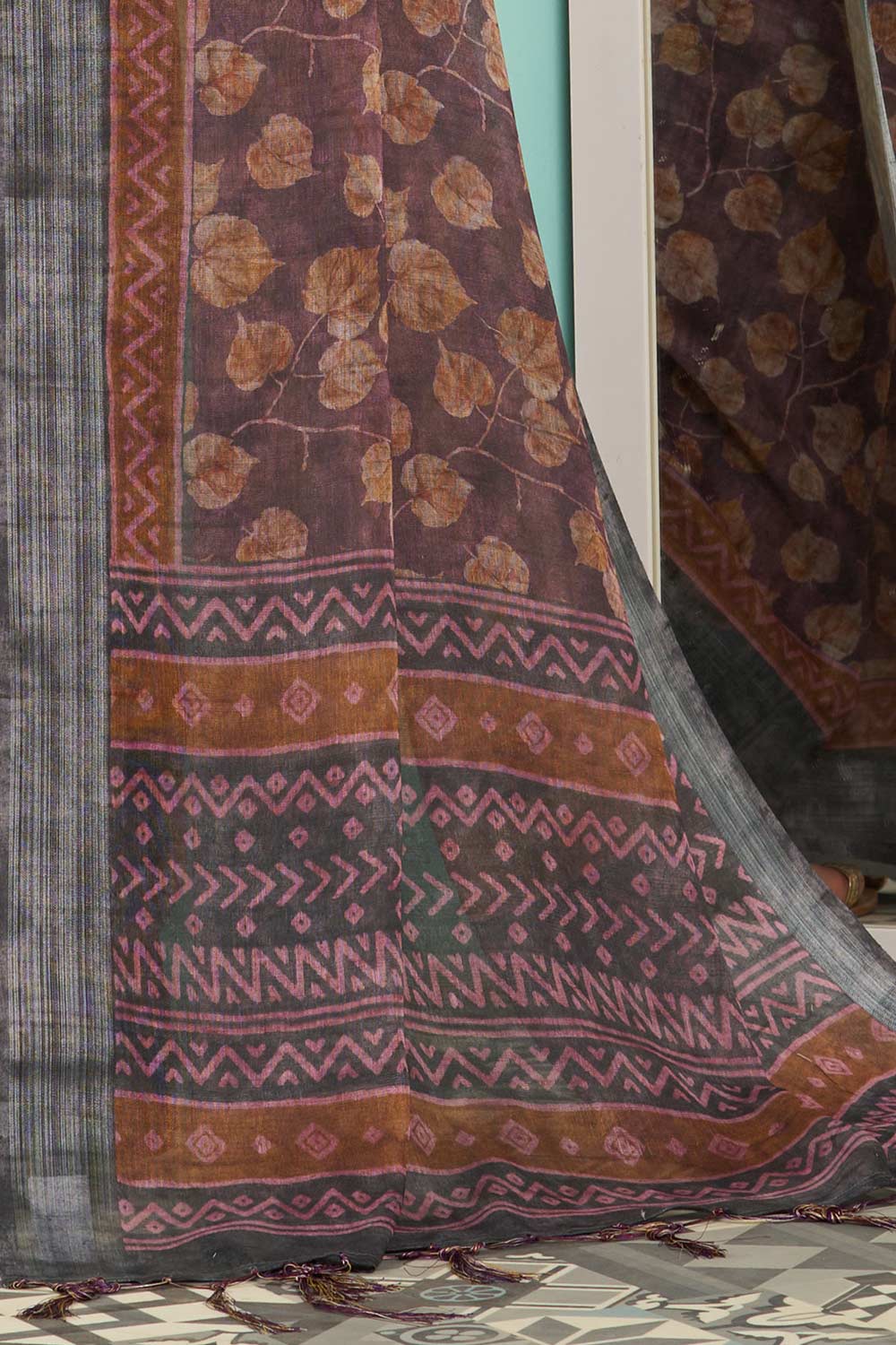 Mauve Linen Botanical Digital Print Banarasi Saree