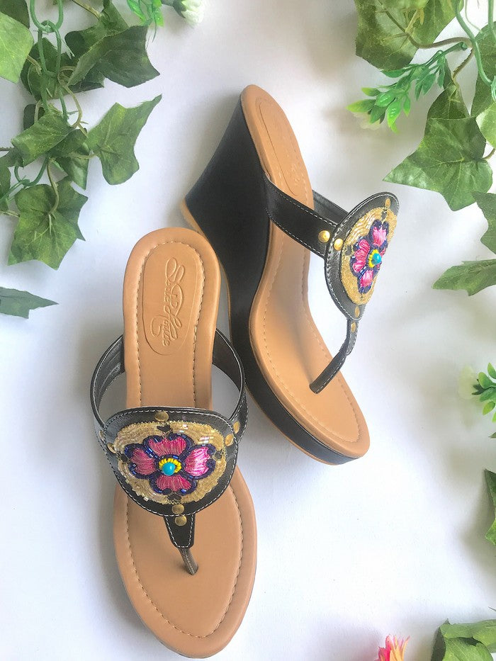 Vegan Leather Wedges In Gold And Black