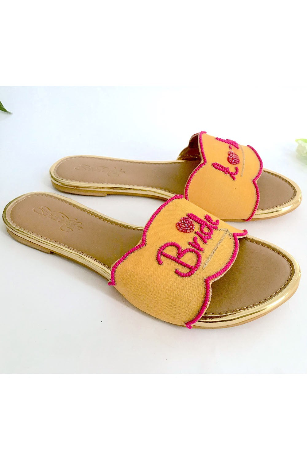 Buy Ladies Flat Chappals Online