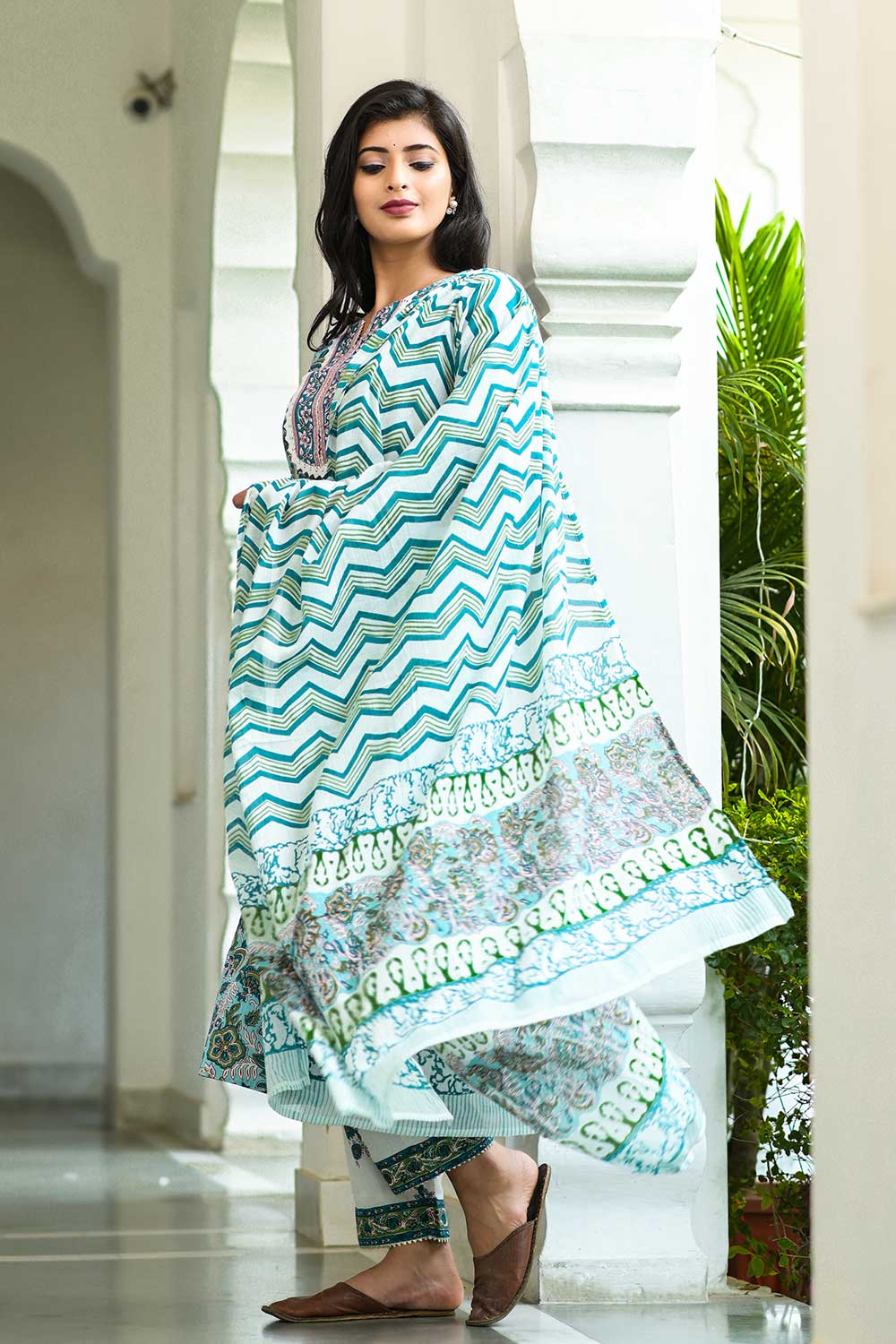 Buy Pure Cotton Batik Printed Ready to Wear Suit Set in Green Online - Front