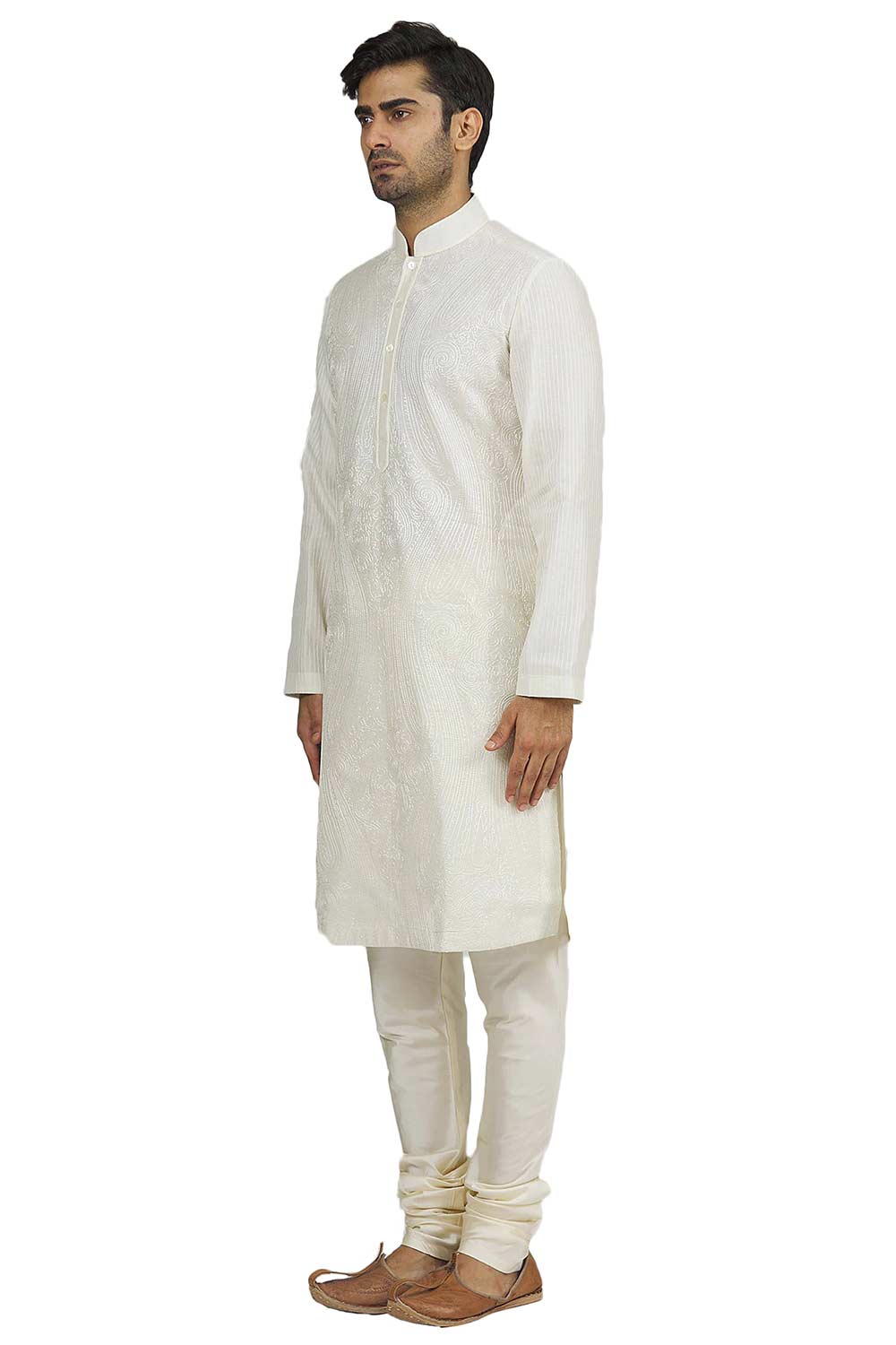 Men's Off White Cotton Embroidered Full Sleeve Kurta Churidar