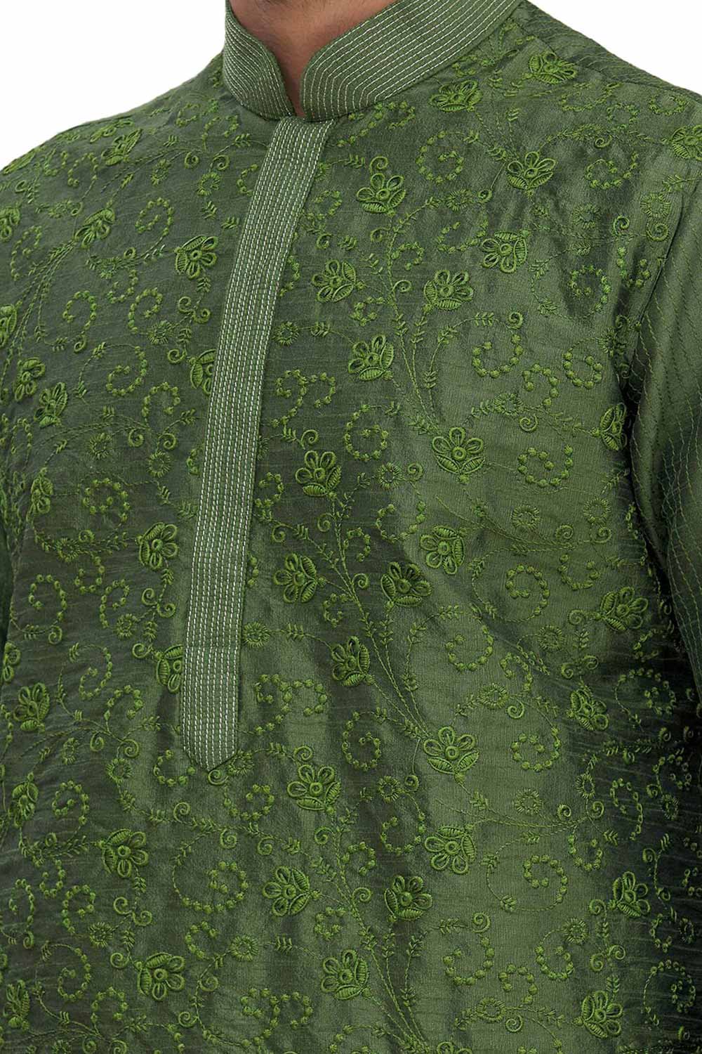 Men's Green Silk Embroidered Full Sleeve Kurta Churidar