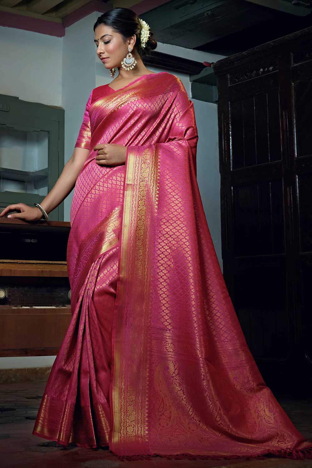 Pink Art Silk Zari Saree