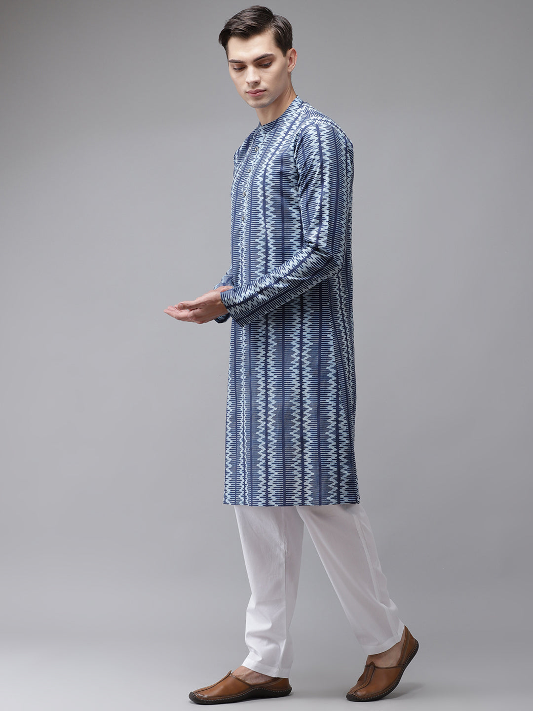 Buy Men's Blue Cotton Printed Kurta Pajama Set Online - Front