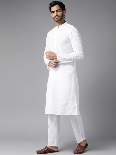 Buy Men's White Cotton Chikankari Embroidered Straight Kurta Online - Back
