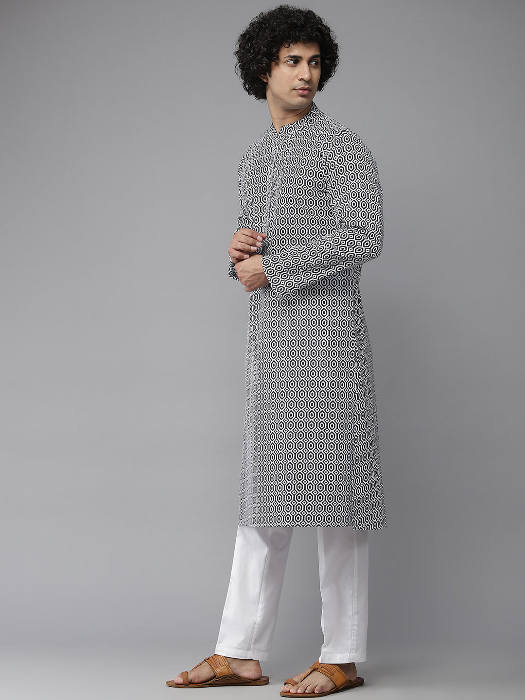 Buy Men's Navy Blue Pure Cotton Printed Kurta Pajama Set Online - Back