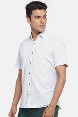 Men's Blended Cotton Shirt In White And Blue