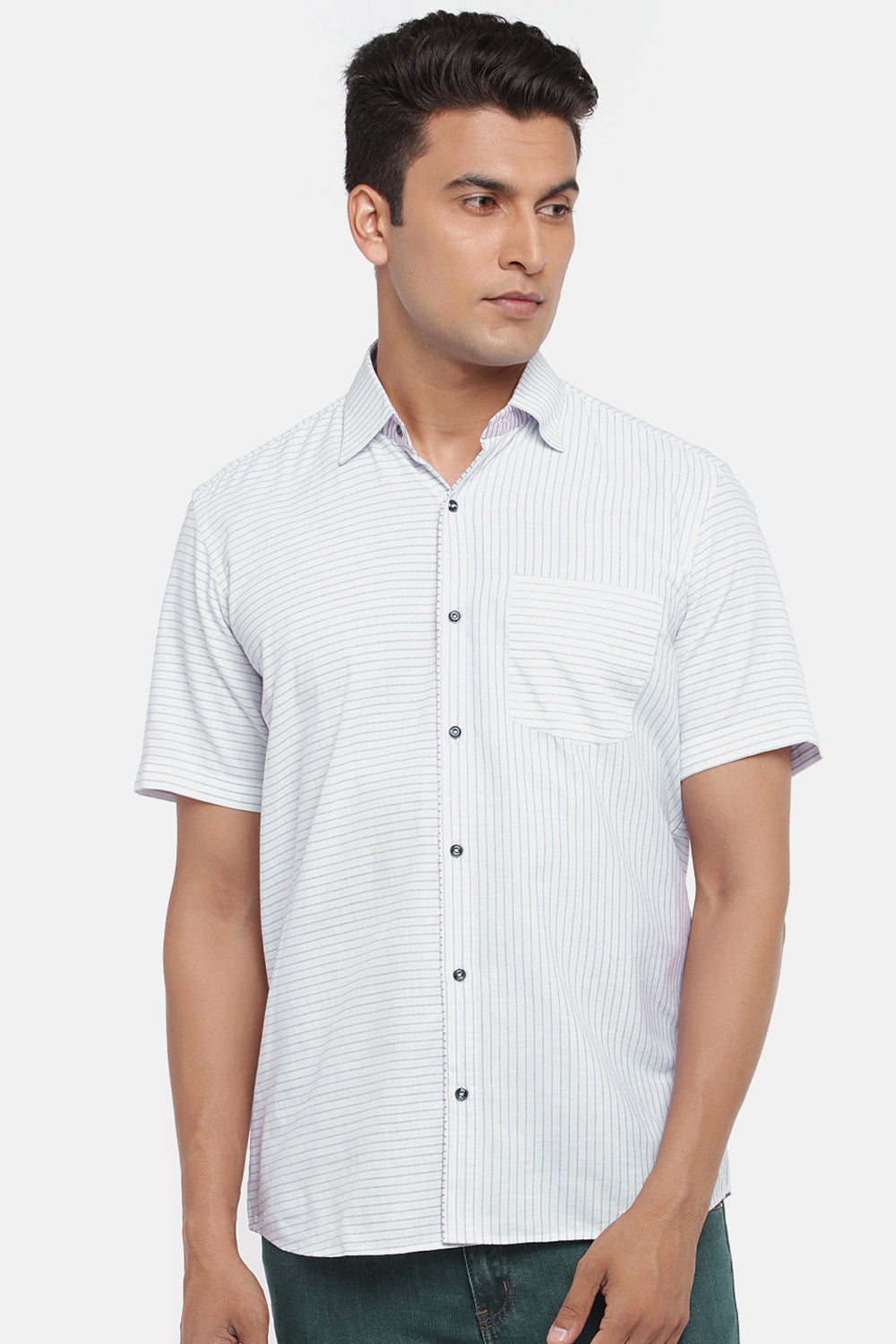 Men's Blended Cotton Shirt In White And Blue